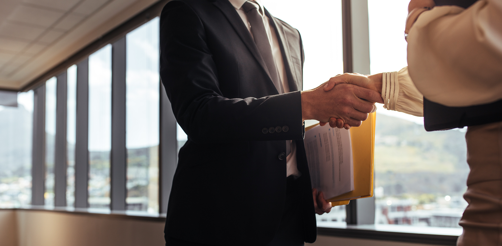 회의실 단체예약 문의